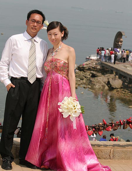 上海外景婚纱_上海环球港图片外景