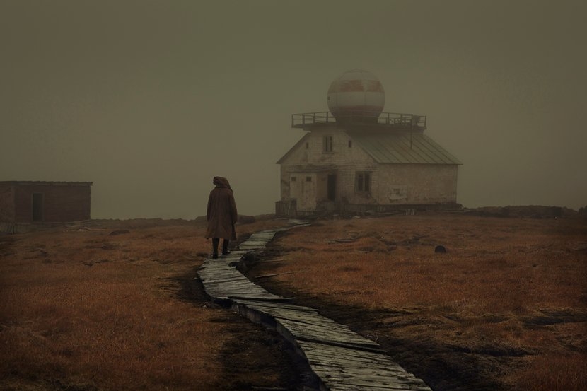 俄罗斯摄影师作品展示地球上最孤独的人