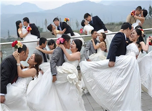 最新影樓資訊新聞-拼婚房、婚宴、拍照，年輕人“拼團結婚”，成為當下新型婚禮模式