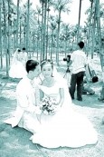 最新影楼资讯新闻-国庆排婚纱照还得排队 2004-9-24