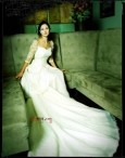 韩国时尚婚纱 素净典雅