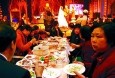 最新影楼资讯新闻-湖南另类婚礼请客吃自助 破习俗省钱又新颖 2005-3-29