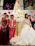 最新影楼资讯新闻-巨型婚纱亮相香港