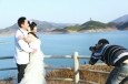 最新影楼资讯新闻-金海湖边热拍婚纱照