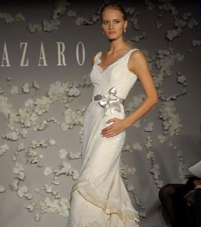 拉萨罗 (Lazaro) 2010春夏婚纱新品秀