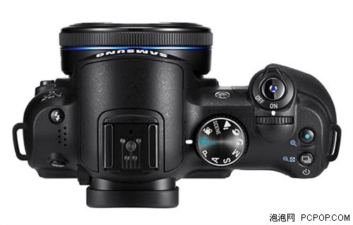 入门级可换镜头数码相机 三星NX5发布 
