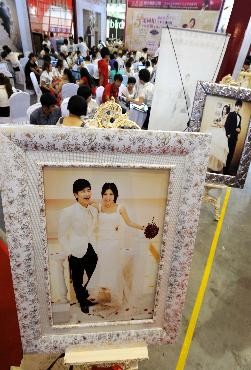 2011长三角婚庆文化嘉年华在南京举行 婚庆 婚纱