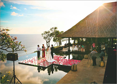 巴厘岛 充满浪漫笑语的婚礼