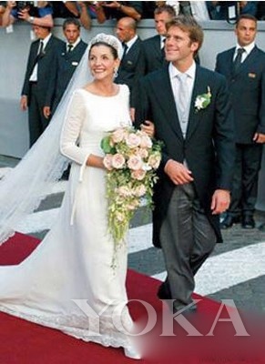 意大利王室新娘克洛蒂尔-蔻洛：女演员俘获流亡王子