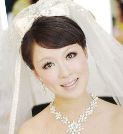 2013韩式最新纯美新娘造型