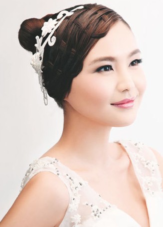 5款韩式新娘编发 打造温婉气质新娘