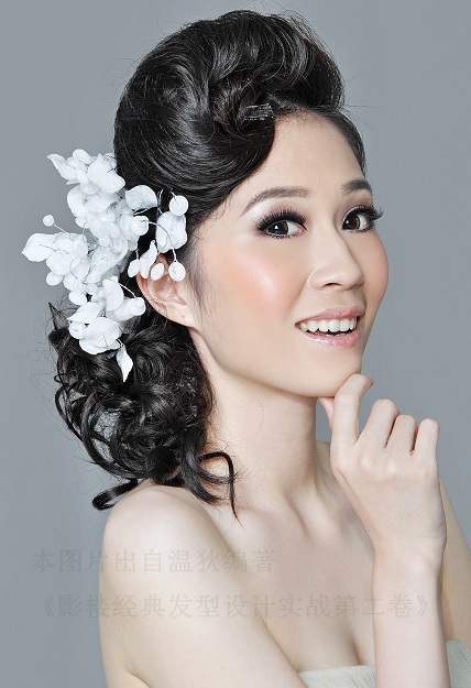 2013新娘白纱造型流行趋势