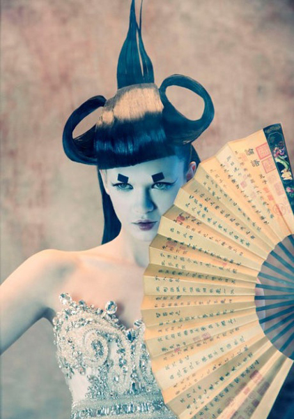 外国美女拍日本艺妓范婚纱照