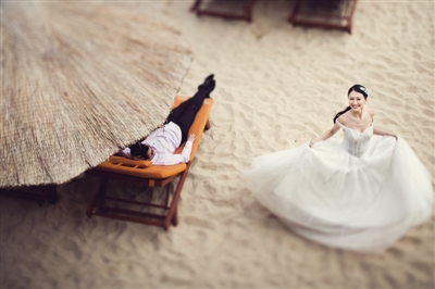最新影楼资讯新闻-温州摄影师夏天要拍六七对新人海外婚纱照