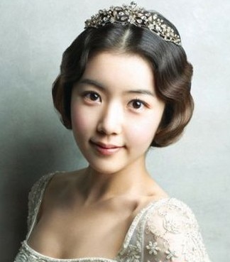 韩式最美短发新娘造型 做最亮眼新娘子
