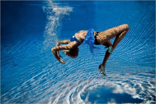 夏威夷女摄影师Sarah Lee动感水下人物摄影
