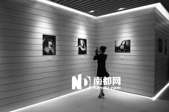 最新影楼资讯新闻-法国雅顾影楼在深圳举办肖像艺术展