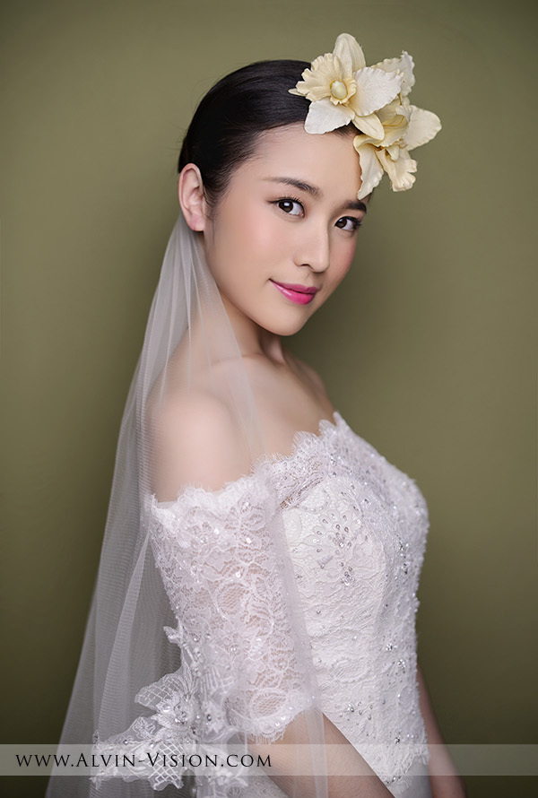 2013新娘头纱造型 彰显新娘甜美气质