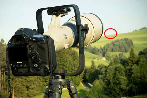 活用1600mm超级大炮镜头，重现电影ET外星人经典飞月画面