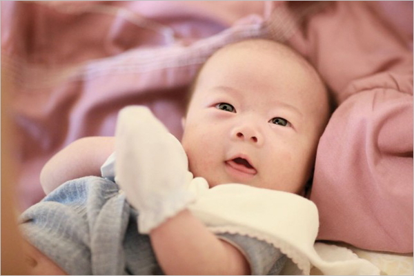 拍摄可爱新生宝宝的十个技巧