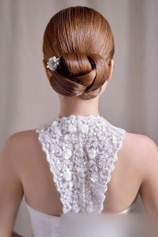 2013新韩式新娘发型设计简单盘发显优雅气质