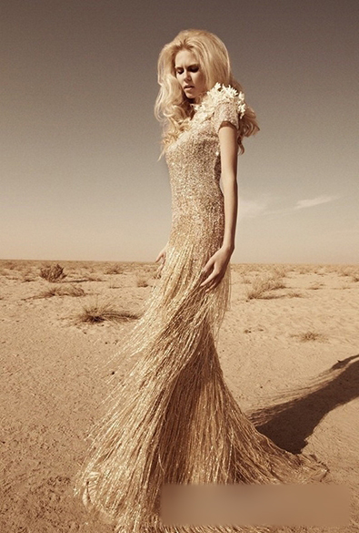 婚纱秀 黄金色沙漠