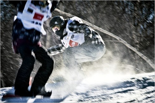 拍摄滑雪运动