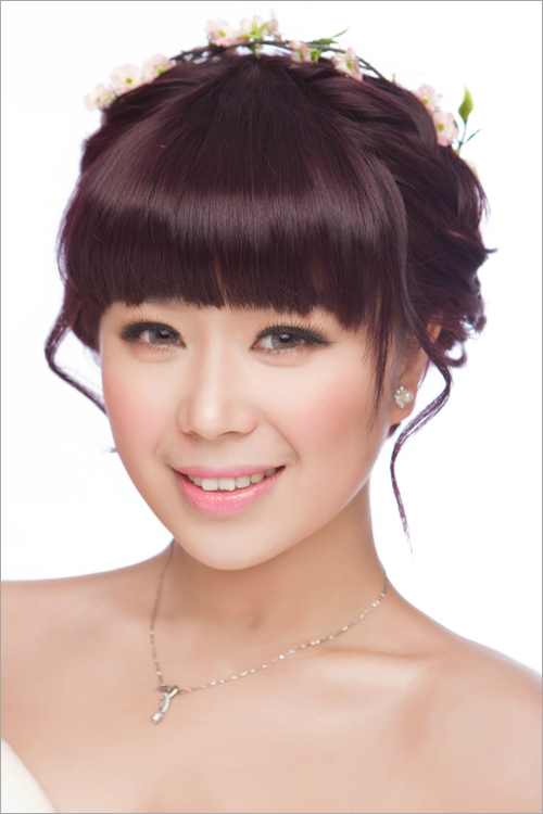 齐刘海新娘发型图片