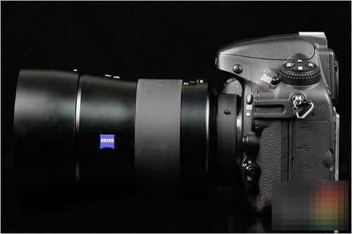 蔡司Otus 55mm F1.4镜头安装遮光罩效果