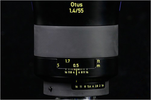 蔡司Otus 55mm F1.4镜头最近对焦距离细节