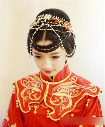 中式新娘盘发发型
