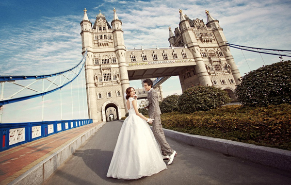 苏州伦敦塔桥婚纱照
