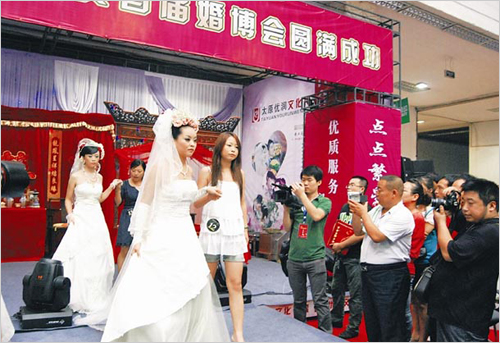最新影楼资讯新闻-太原首届高端婚嫁产业博览会将于8月30日举行