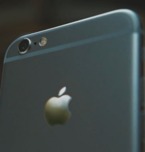 iPhone 6后摄像头突出于手机表面