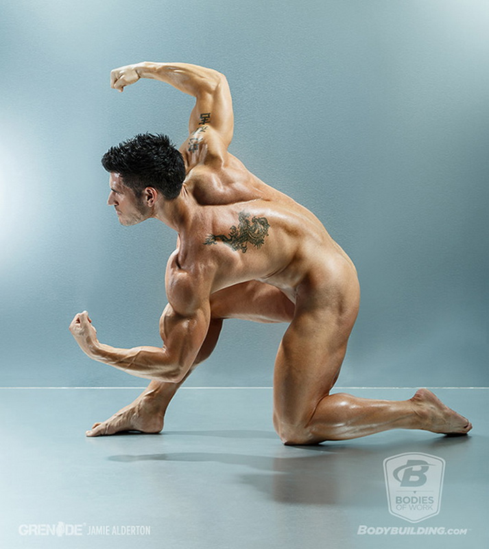 美国健身网站与摄影机构合作拍摄裸体人像
