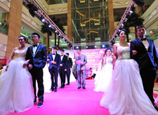 最新影楼资讯新闻-中国婚庆市场机遇与挑战并存