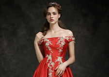 最新影楼资讯新闻-奢华时尚的红色新娘礼服 展现***品位