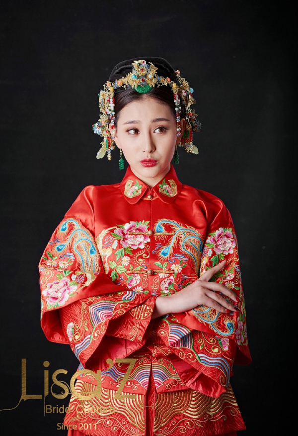 中式新娘造型演绎端庄典雅的古典美