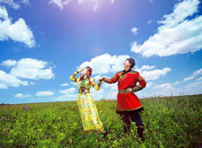 最新影楼资讯新闻-婚纱旅拍时代来临 内蒙古草原受新人欢迎