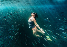 最新影楼资讯新闻-摄影师Paul Toma拍摄的水下美人鱼系列作品