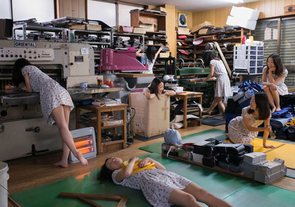 日本师Daisuke Takakura的超现实主义克隆摄影