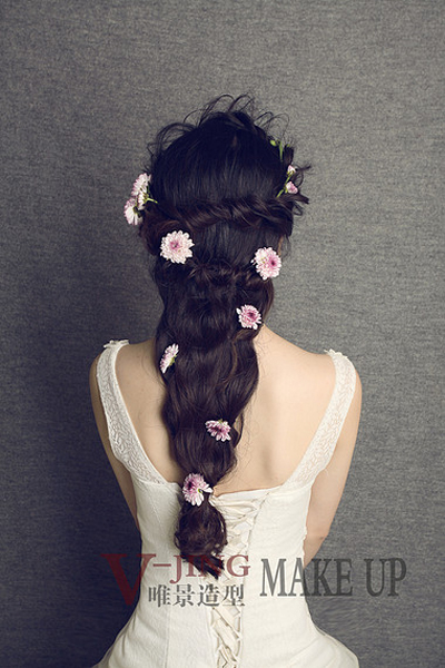 韩式鲜花造型 尽显新娘优雅气质