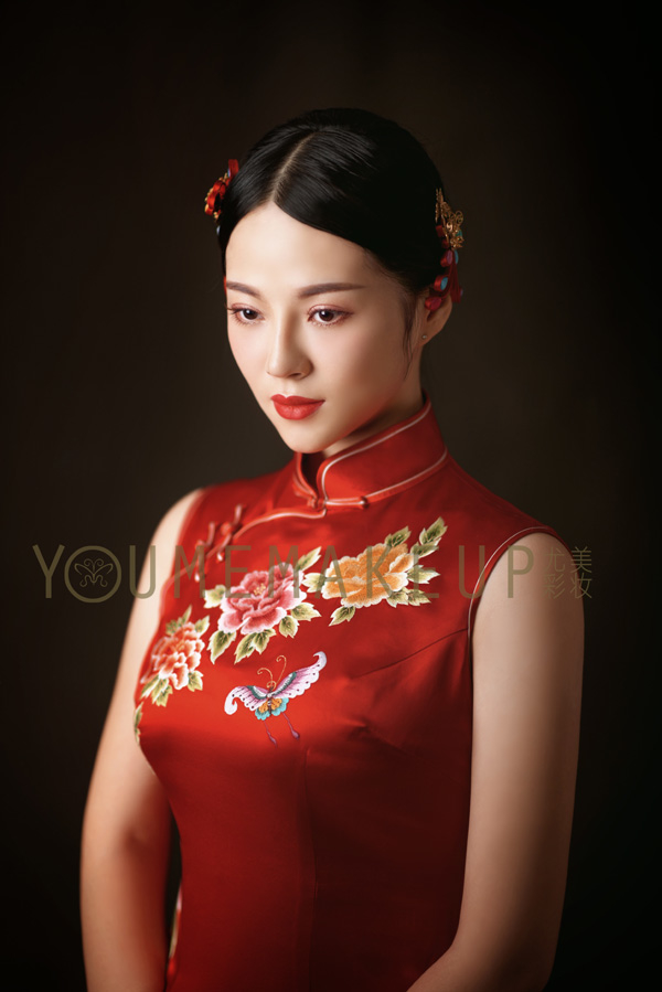 中式新娘造型 展现精美东方韵味