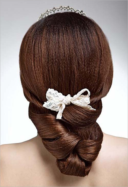 简单韩式新娘盘发教程 打造超优雅发型
