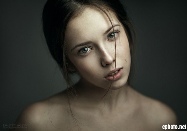 俄罗斯摄影师Dmitry Ageev干净的女性肖像摄影