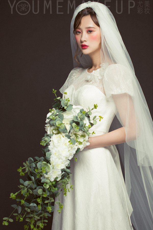 唯美浪漫的新娘头纱造型 打造迷人仙女气质