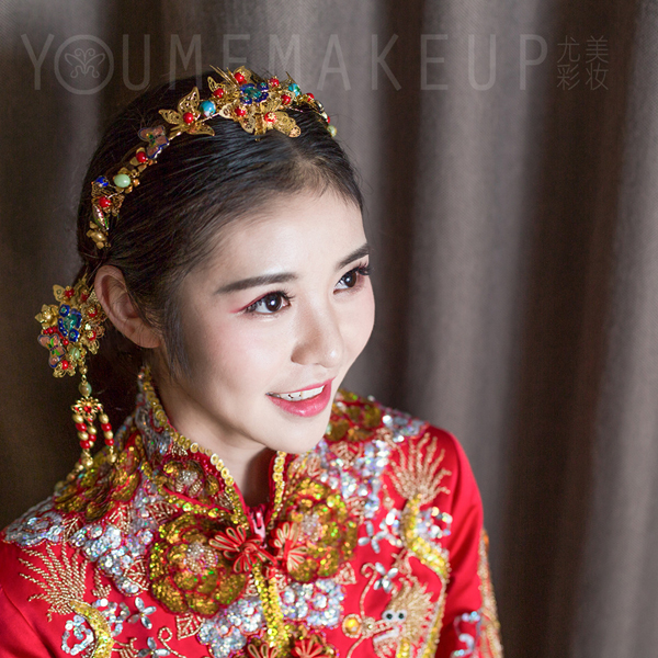 经典中式新娘造型 展现最美中国风