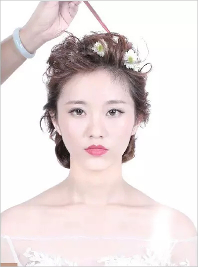 优雅韩式新娘发型教程 专业化妆师必备编发技巧