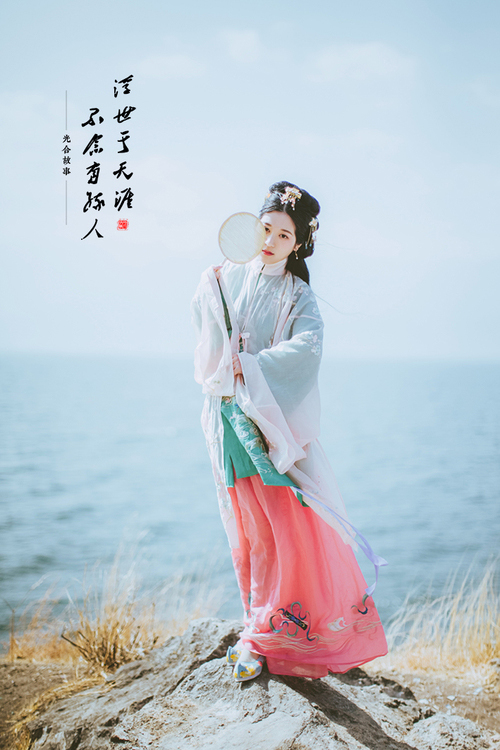 画面优美 充满古典韵味的中国风美女写真