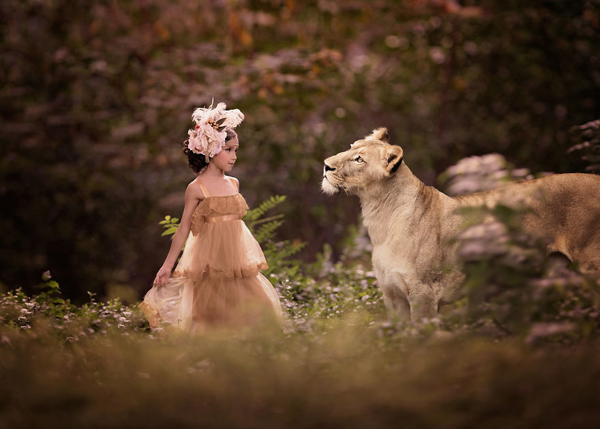 与动物为伴 Annelise Sophiea镜头中孩子的奇幻童话世界